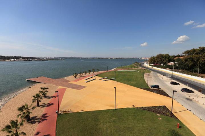 Apartamento remodelado no Seixal Seixal (Setubal) Exterior foto